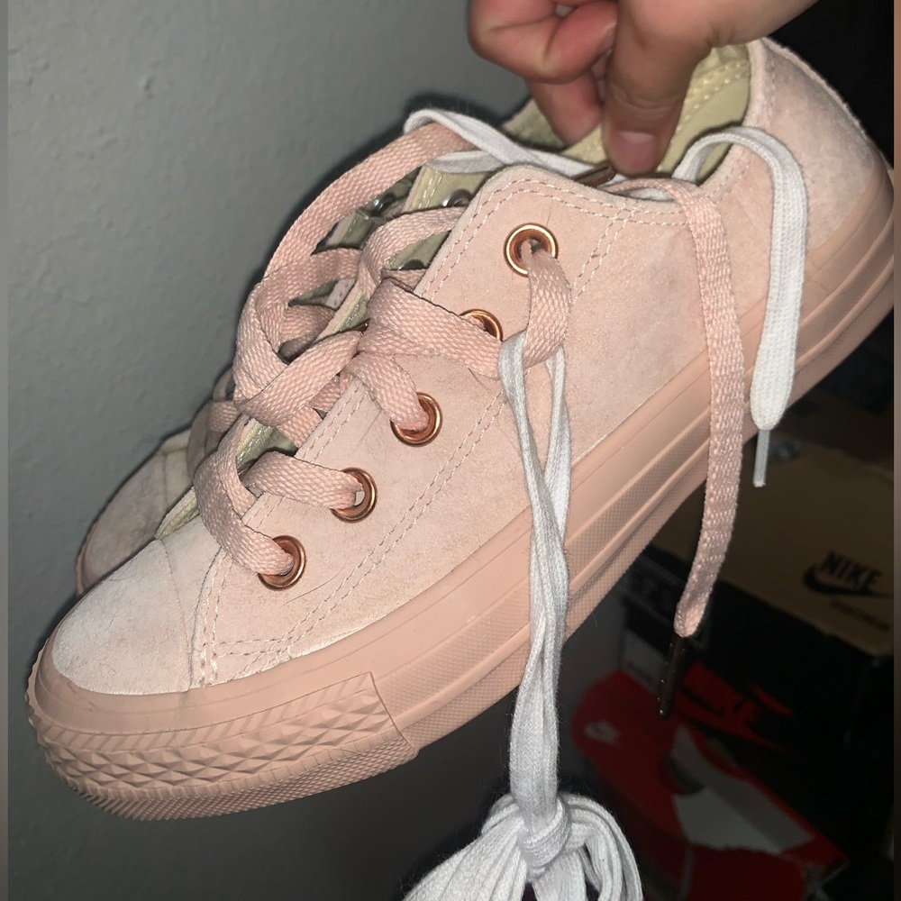 Womens rose gold converse